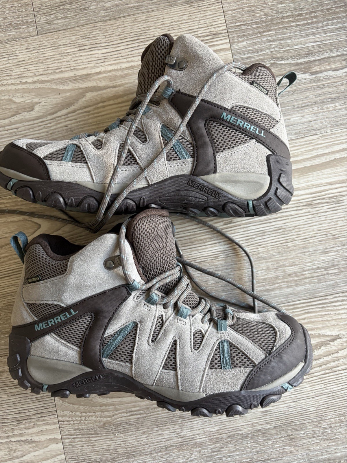 New Women's Merrell Deverta 2 Mid Waterproof Hiking Boots Shoes Size 11 J03474 image 2