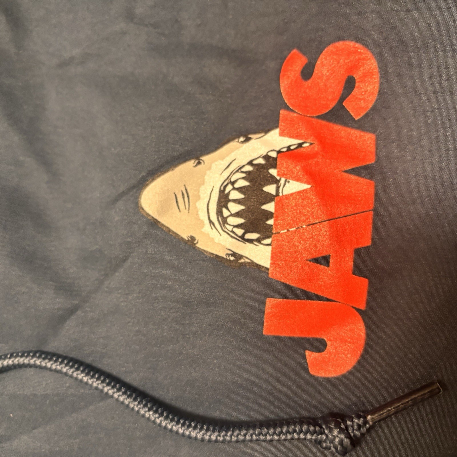 Universal Studios Hollywood Jaws Windbreaker Jack… - image 5
