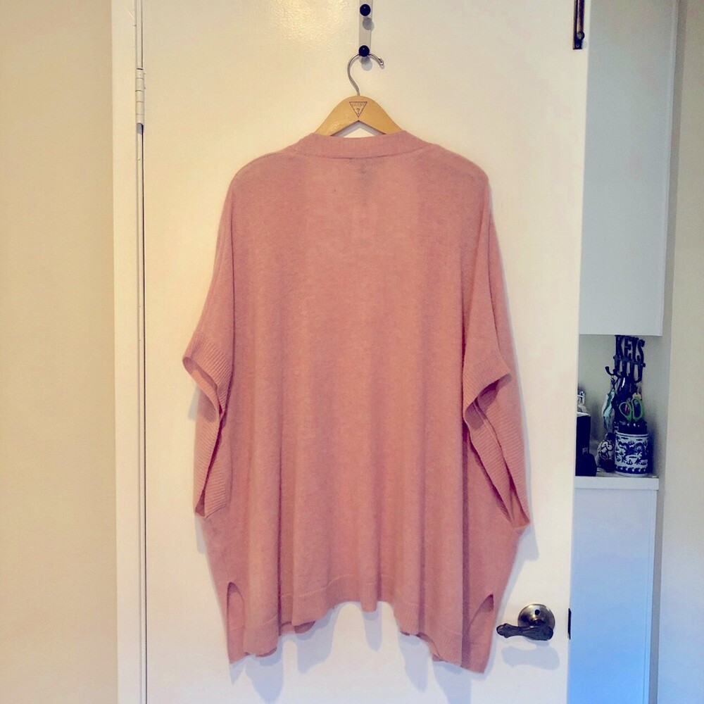 Halogen. 100% cashmere ruana. Brand new 