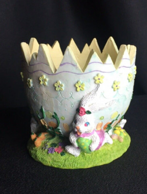 Easter Egg Candle Holder for Pillar Candle - EUC
