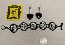 Classic Hardware Bracelet Framed Art Butterflies and Birds with Heart Earrings