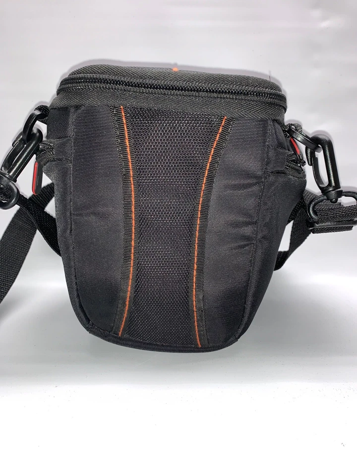 Case Logic Black Nylon DCB304 High Zoom Protective Camera Case Bag Adjustable - Image 2 of 4