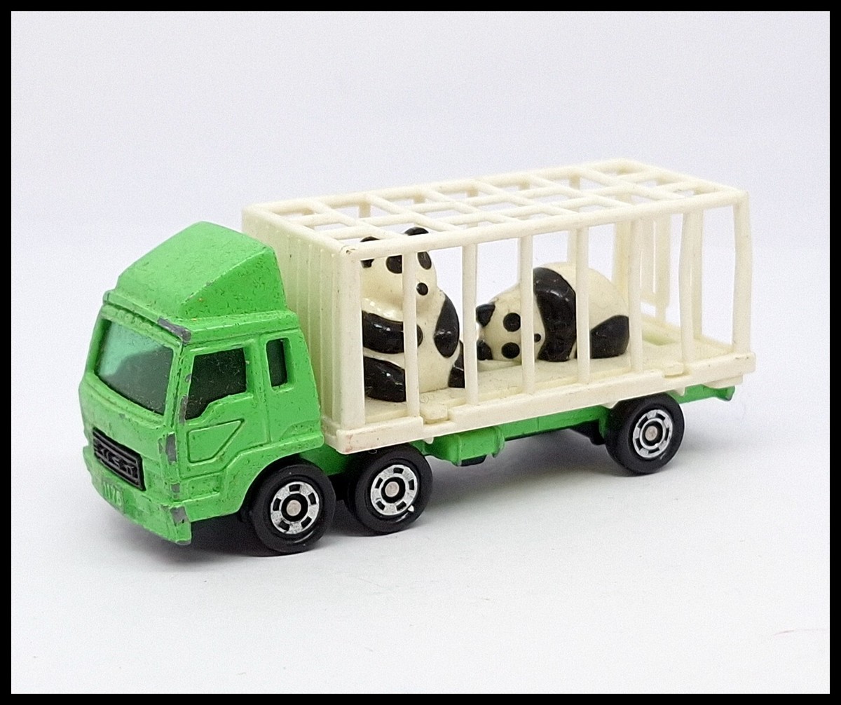 TOMICA 76 MITSUBISHI FUSO ANIMAL CARRIER ( Panda ) 1/102 TOMY USED