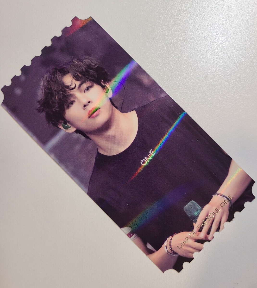 BTS V TAEHYUNG [Map Of the Soul ON:E ONE DVD Hologram