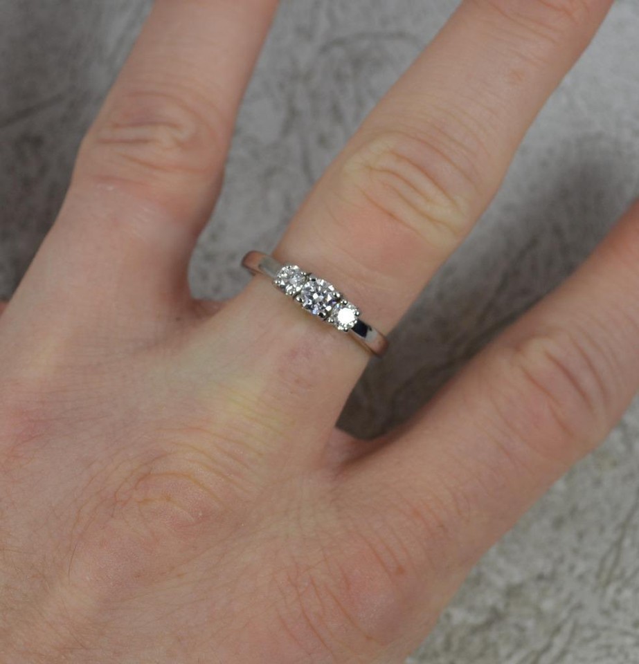 18 Carat White Gold and 0.50 Carat Diamond Trilogy Ring eBay