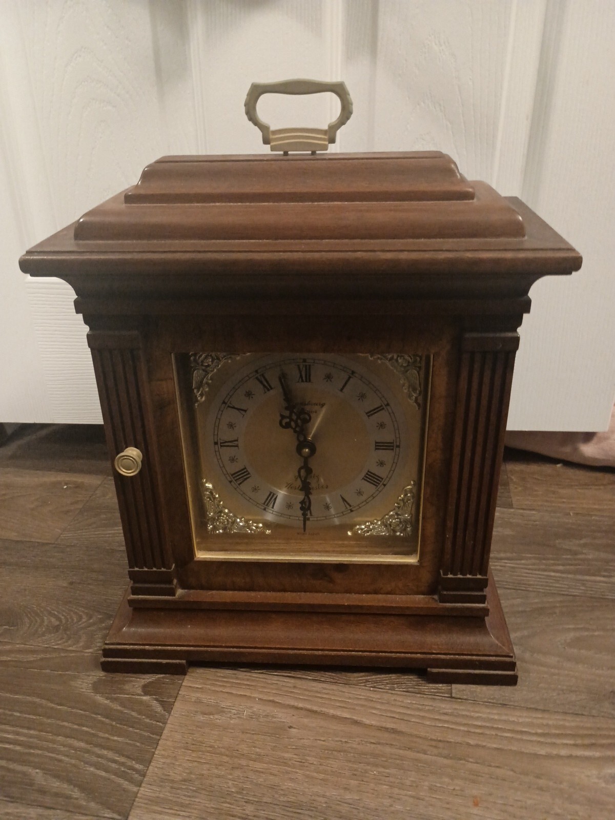 Strausbourg Manor Quartz 16