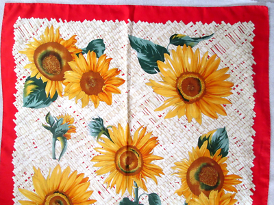 Foulard Vintage MARCO VALENZA En Soie Pure – Marron Classique 86x88 Cm