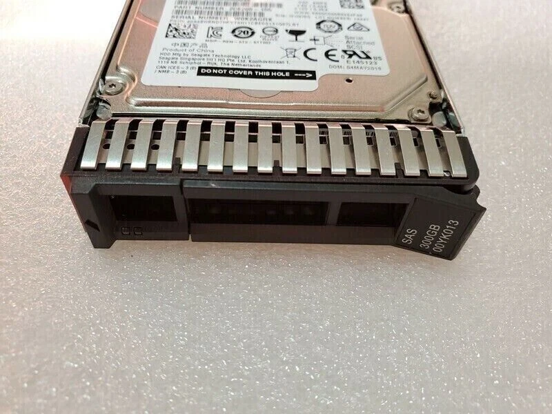 Lenovo 00YK013 7XB7A00024 300GB 10K SAS 12Gb 2.5" Hot Swap 512n HDD Hard Drives - Image 3 of 4