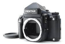  NEAR MINT w/Cap Pentax 67II AE Finder Medium Format Film Camera Body JAPAN