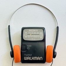 Sony SRF-39 Walkman Portable FM/AM Radio Stereo Receiver w/ Clip- Black