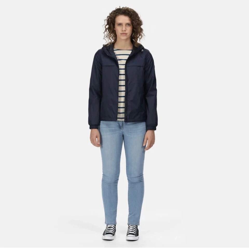 Chaqueta de lluvia impermeable Lalita para dama Regatta nueva con etiquetas - azul marino UK14 Foto 3 de 4
