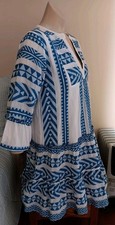 THML Anthro Size M Boho Geometric Embroidered Print Dress Blue White Tiered  EUC