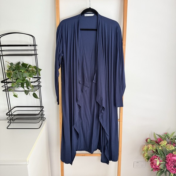 PQ Collection Cardigan Size AU 14-16 Waterfall Open Stretchy Casual
