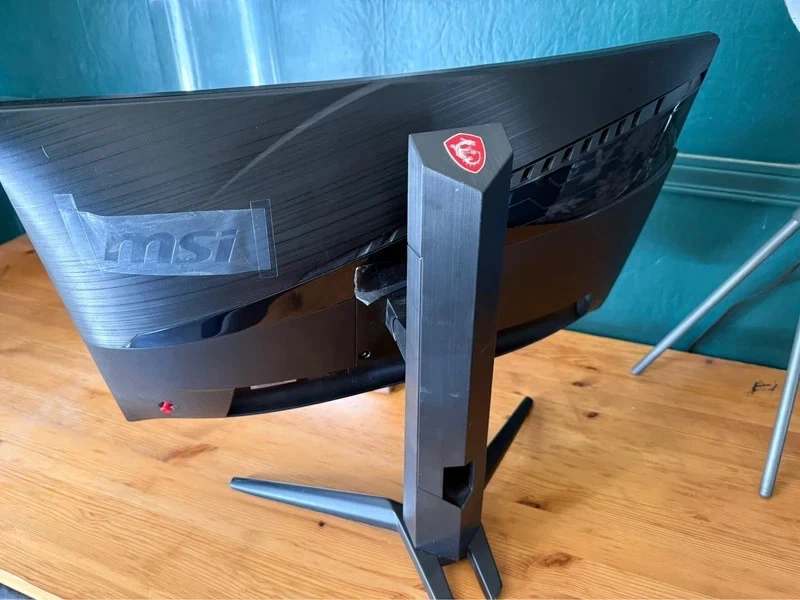 MSI Optix Mag241cp - 144hz - 1920x1080p - Image 4 of 4