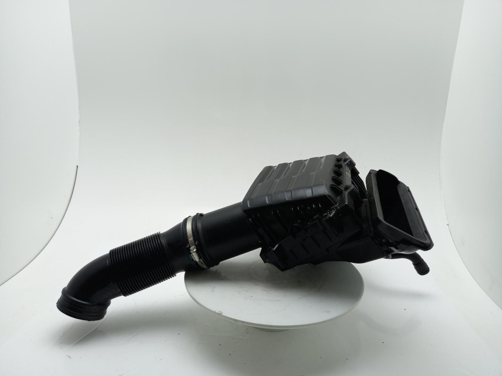 Limpiador de aire/caja AUDI Q2 2016-2026 1,5 L DPCA RDE2 5Q0129601CC