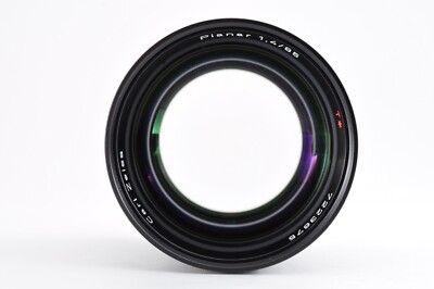 Contax Carl Zeiss Planar T* 85mm f1.4 MMJ Lens for C/Y From Contax Carl Zeiss Planar T* 85mm f1.4 MMJ Lens for C/Y From