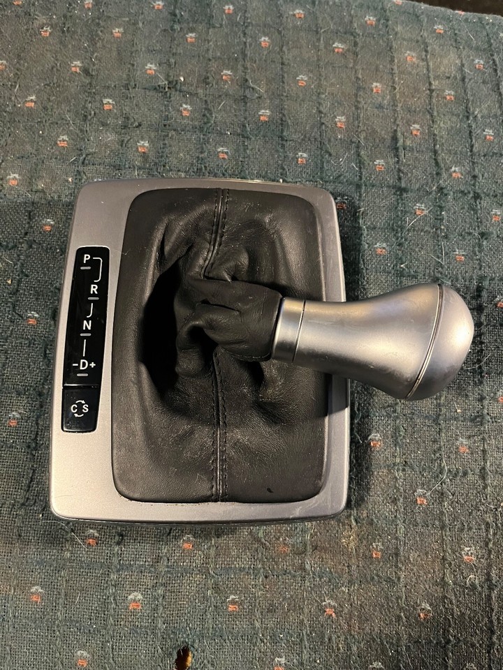 2008 2009 2010 2011 MERCEDES BENZ C300 SHIFT KNOB + PRND + BEZEL SILVER
