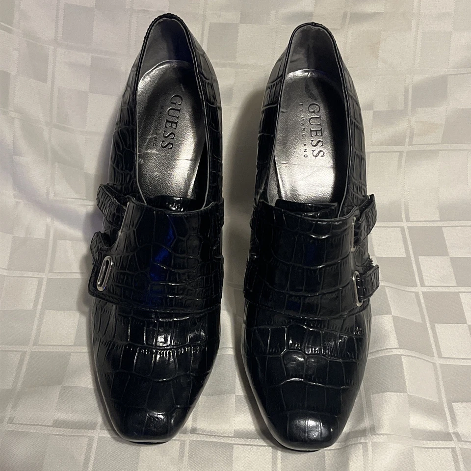 Zapatos de salón para mujer GUESS by MARCIANO 6 1/2 M Choc negros con estampado de cocodrilo tacón alto Foto 2 de 4