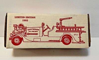 Diecast Ltd Ed. 1993 ERTL Ahrens Fox Eastwood Vol. Fire Dept. No. 11 #9748 NIB