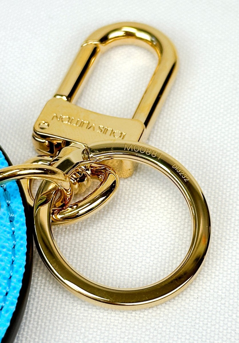 NEW LOUIS VUITTON Key Holder Bag Charm Illustre Xmas 22 Tokyo