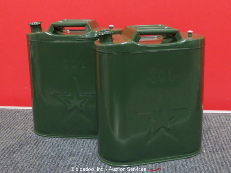 Aboss 30-Liter Portable Steel Automotive Auto Can Tank Lot of (2) bidadoo -New