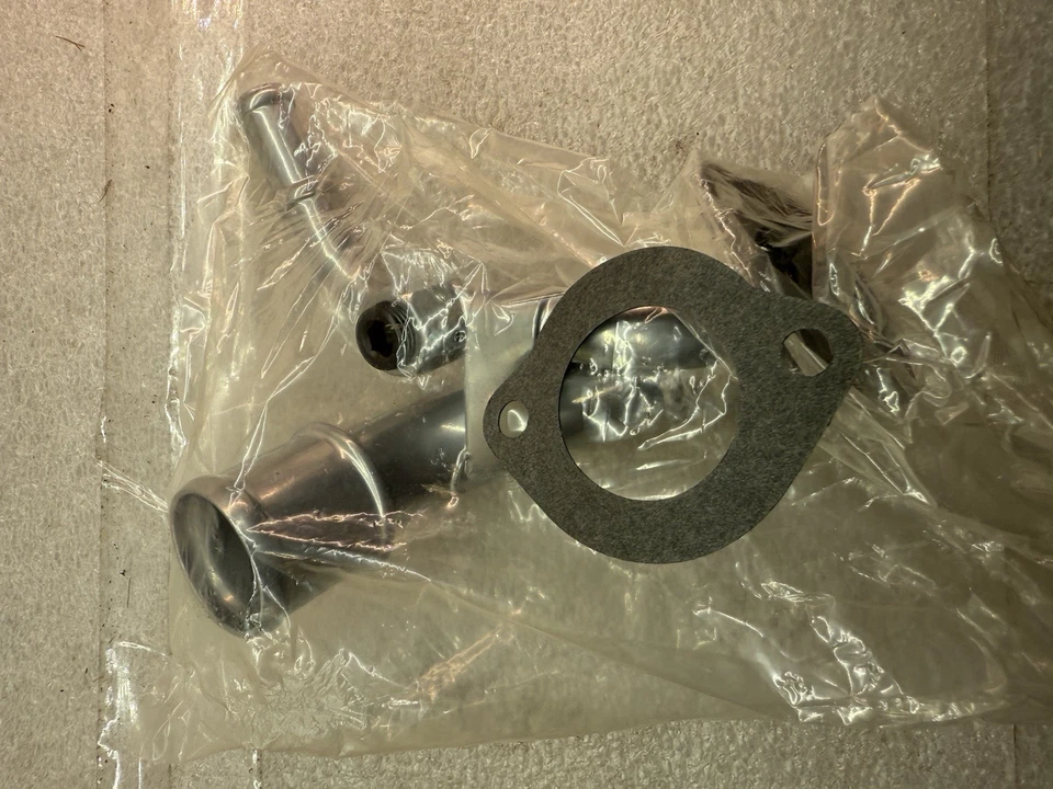 Water Outlet CARQUEST W4380 84888 - Image 4 of 4