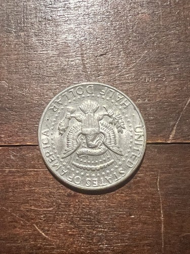 1971 Kennedy Half Dollar (D) upside down eagle, Ultra Rare! - Picture 2 of 3
