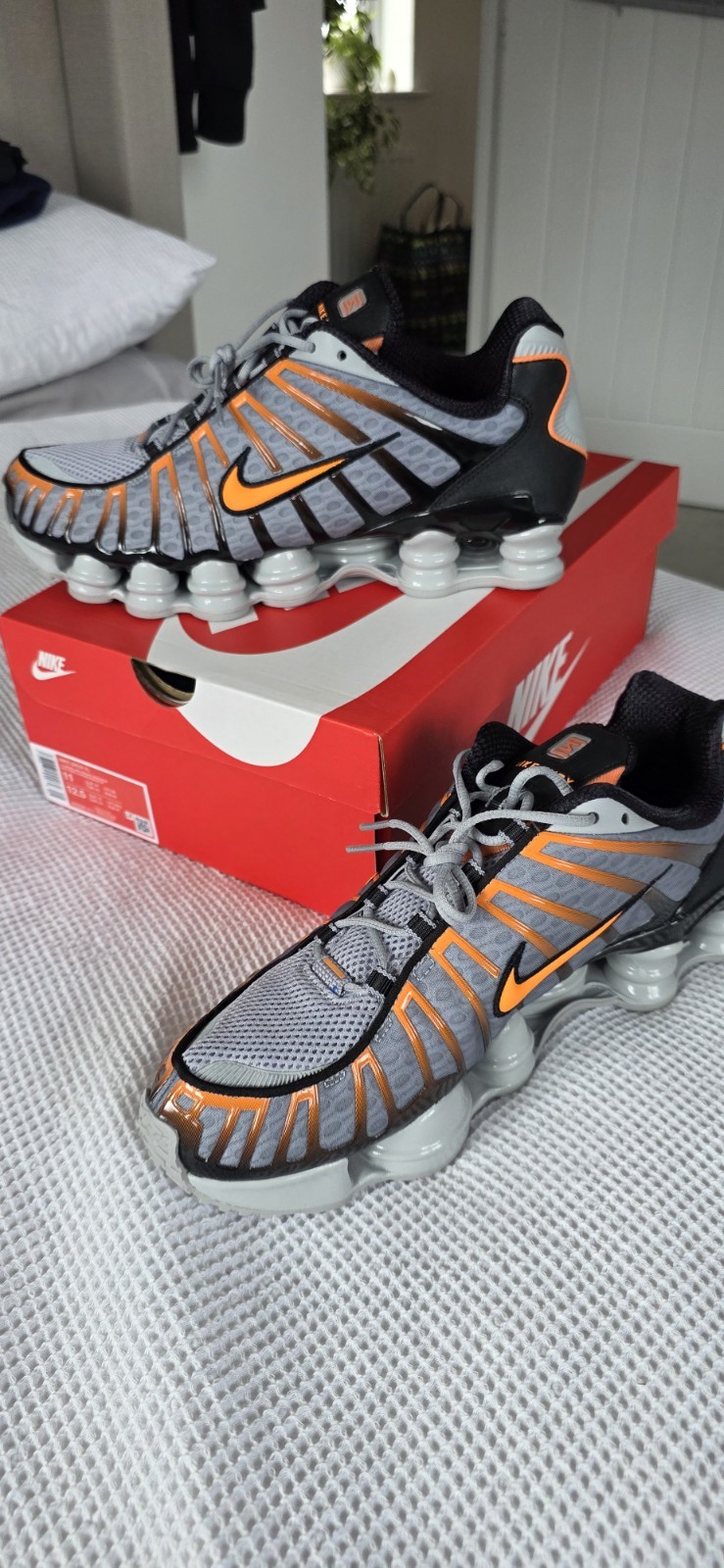 New Nike Shox TL Size 10 (LT Smoke Grey / Bright Mandarin) BNIB