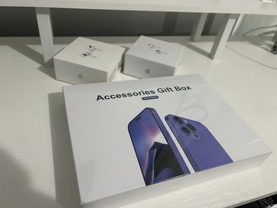Apple Accessories Gift Box