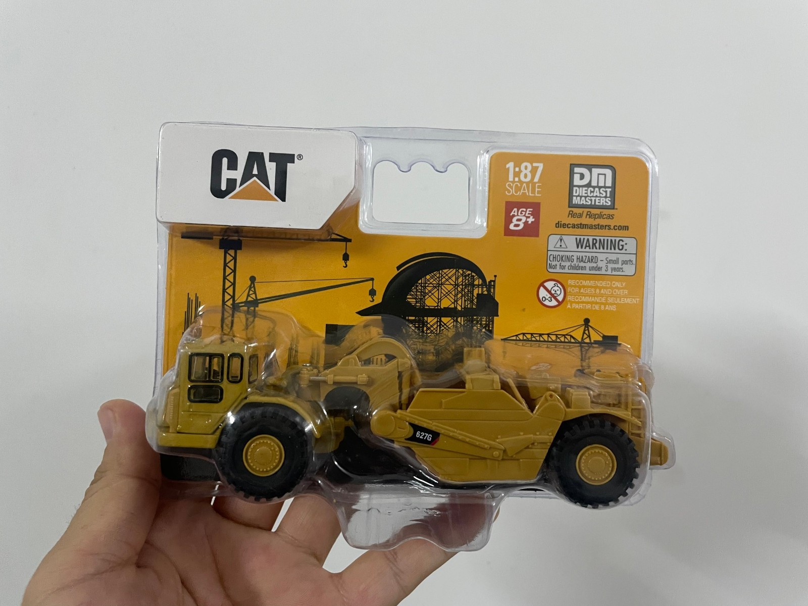 DieCast Masters Cat 627G Auger Scraper 1/87 Scale Metal Model Toy Gifts DM 84405