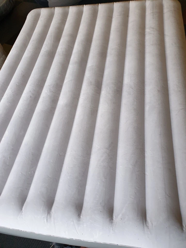 Cama inflable Intex Queen Prime Comfort Elevated 152 cm - Imagen 4 de 4