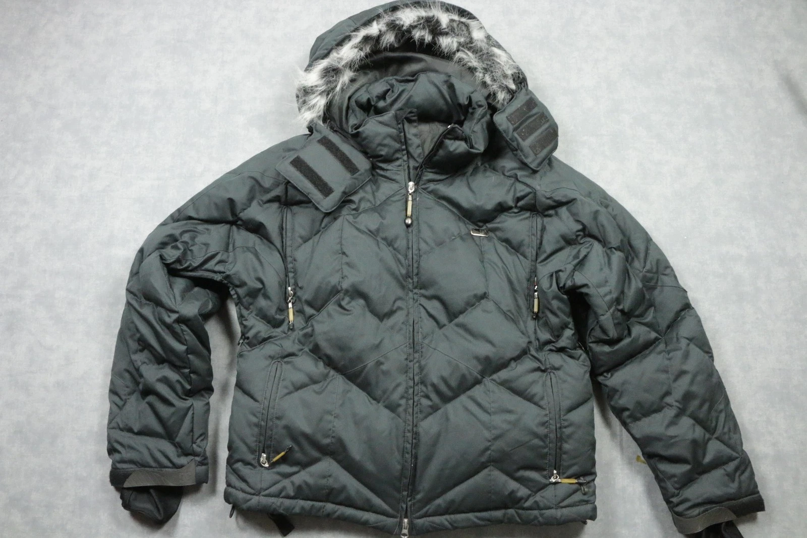 DC Jacket Womens Medium Gray Exotex 5000 Parkbuilt Hooded Puffer Ski Snowboard
Opens in a new window