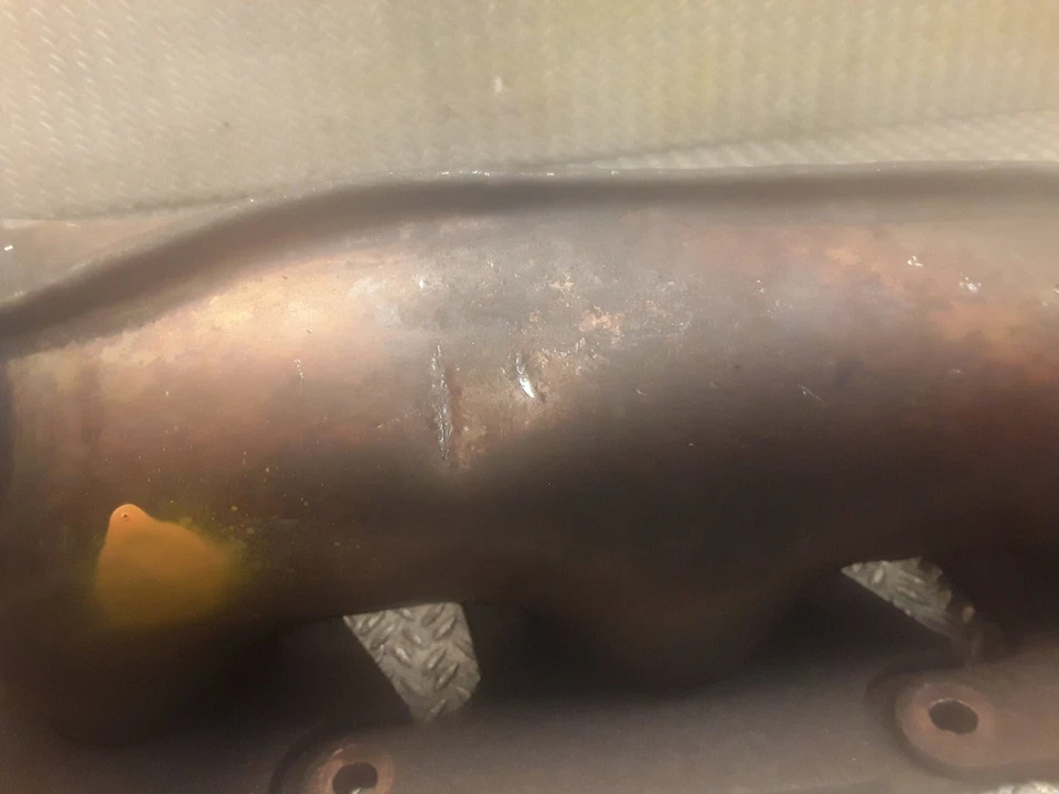 MERCEDES BENZ W209 CLK 350 Right Side Exhaust Manifold 2721400009 - Image 3 of 4