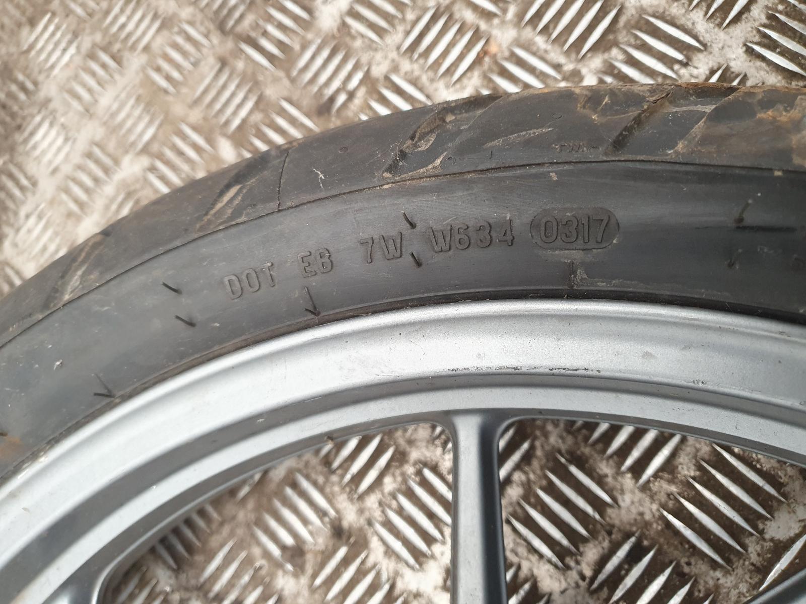 BMW R1200gs LC 2013 K50 Front Alloy Wheel Rim & Tyre Pressure 