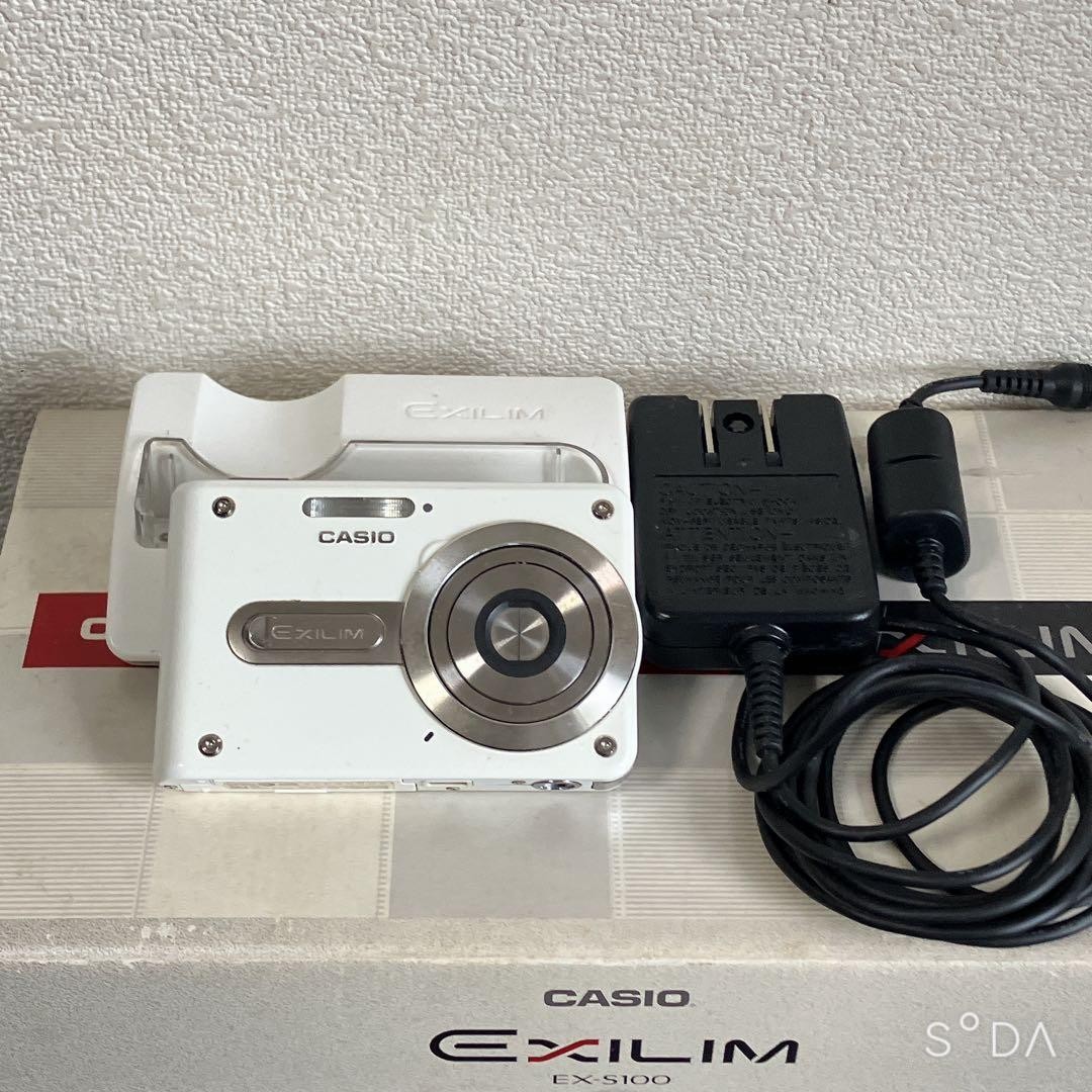 CASIO EXILIM EX-S100 デジタルカメラ CASIO EXILIM EX-S100 Compact Digital Camera Tested 3 Megapixels | eBay