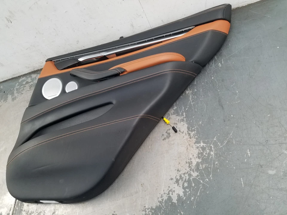 Правая задняя панель пассажирской двери 2017 BMW X5M F85 NO0597 LL6 - Изображение 2 из 4