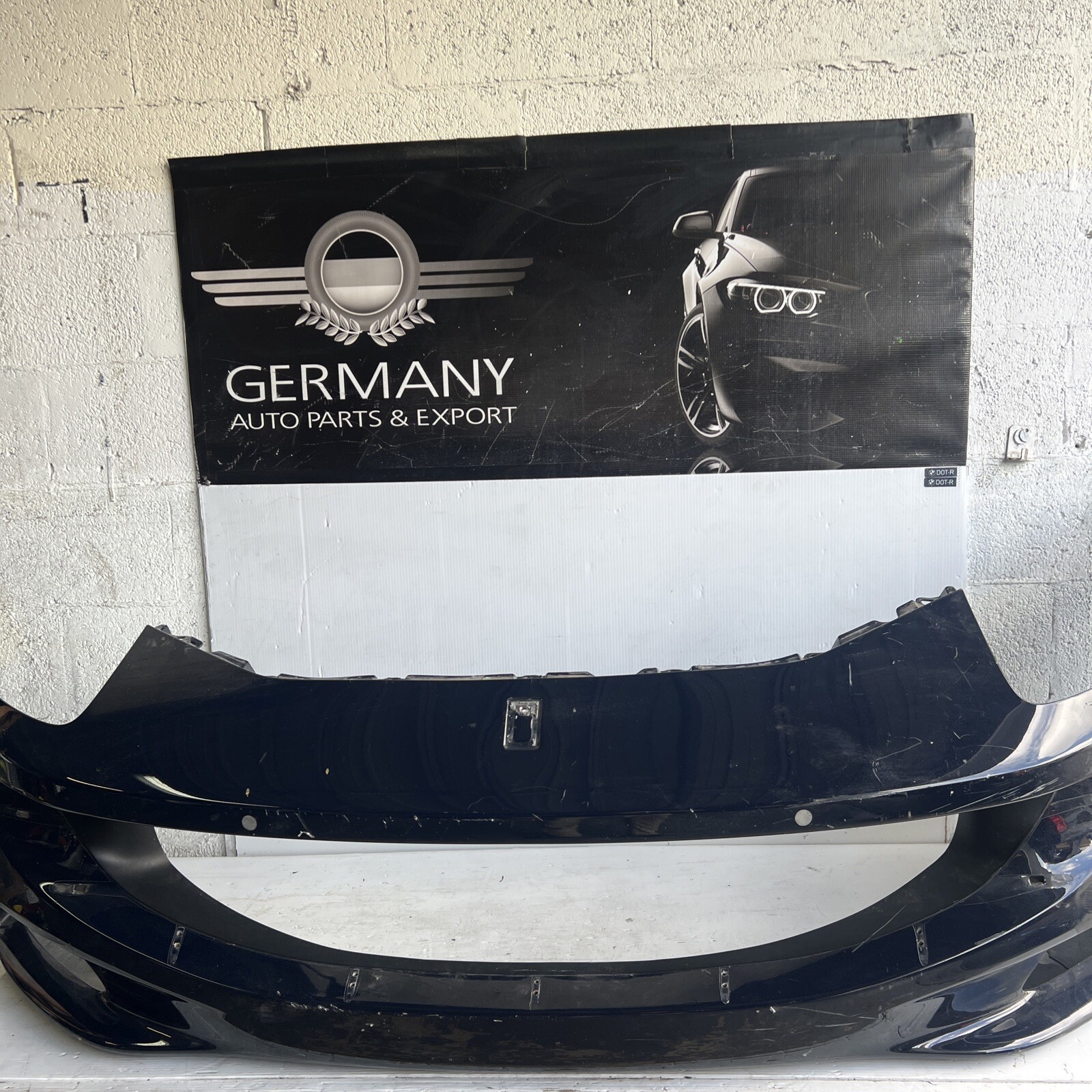 2011-2016 Ferrari FF Front Bumper cover OEM Damaged