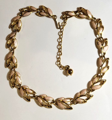 Crown Trifari Gold Blush Email Laurel Leaf Verstellbare Vintage Choker Halskette