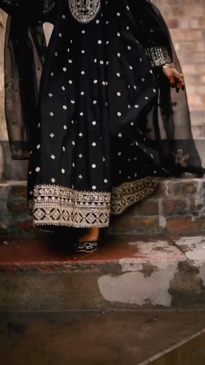 Shriva Fashion Indian Pakistani Party & Wedding Gown Suit - Ready To Wear Embroidered Salwar Kameez For Women