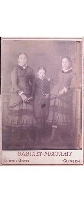 1880s Giessen Germany Child Studio Portrait Photograph Ludwig Orth Cabinet Card
