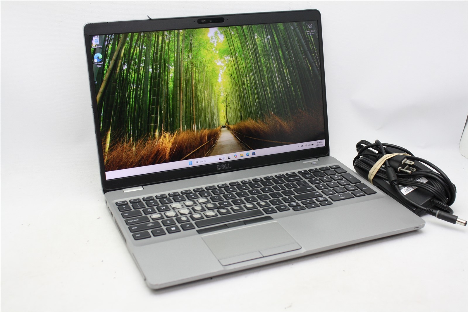 15.6"DellLatitude5510Laptopi5-10310URAM8GBNVMe256GB/CosmeticIssue