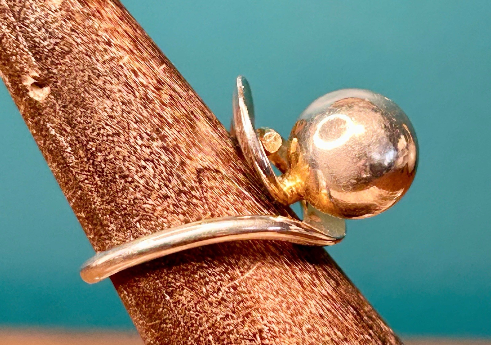 Silver Swirl Orb Ring 3 Dimensional Geometric Gol… - image 7