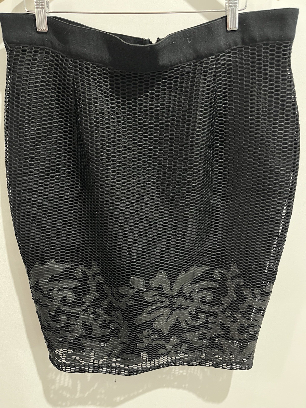 City Chic Black XS 14/16 Skirt with Stretch Waist & Back Zip Style 004A