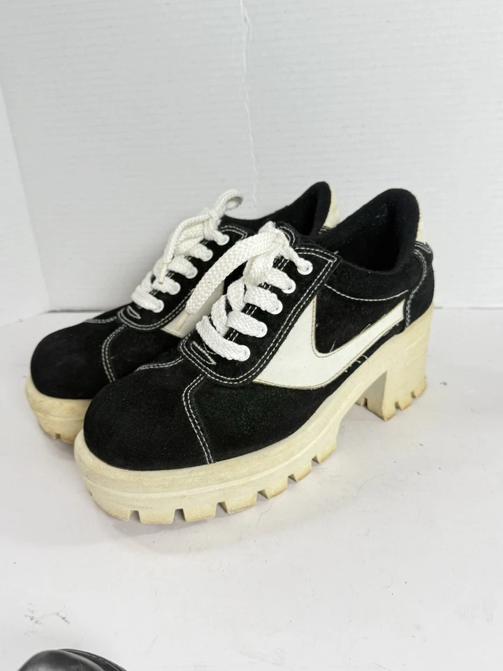 Tênis Vintage Sem Limites Tamanho 9 Plataforma Chunky Lug Sole Sapato Grunge Anos 90 Y2K - Imagem 2 de 4