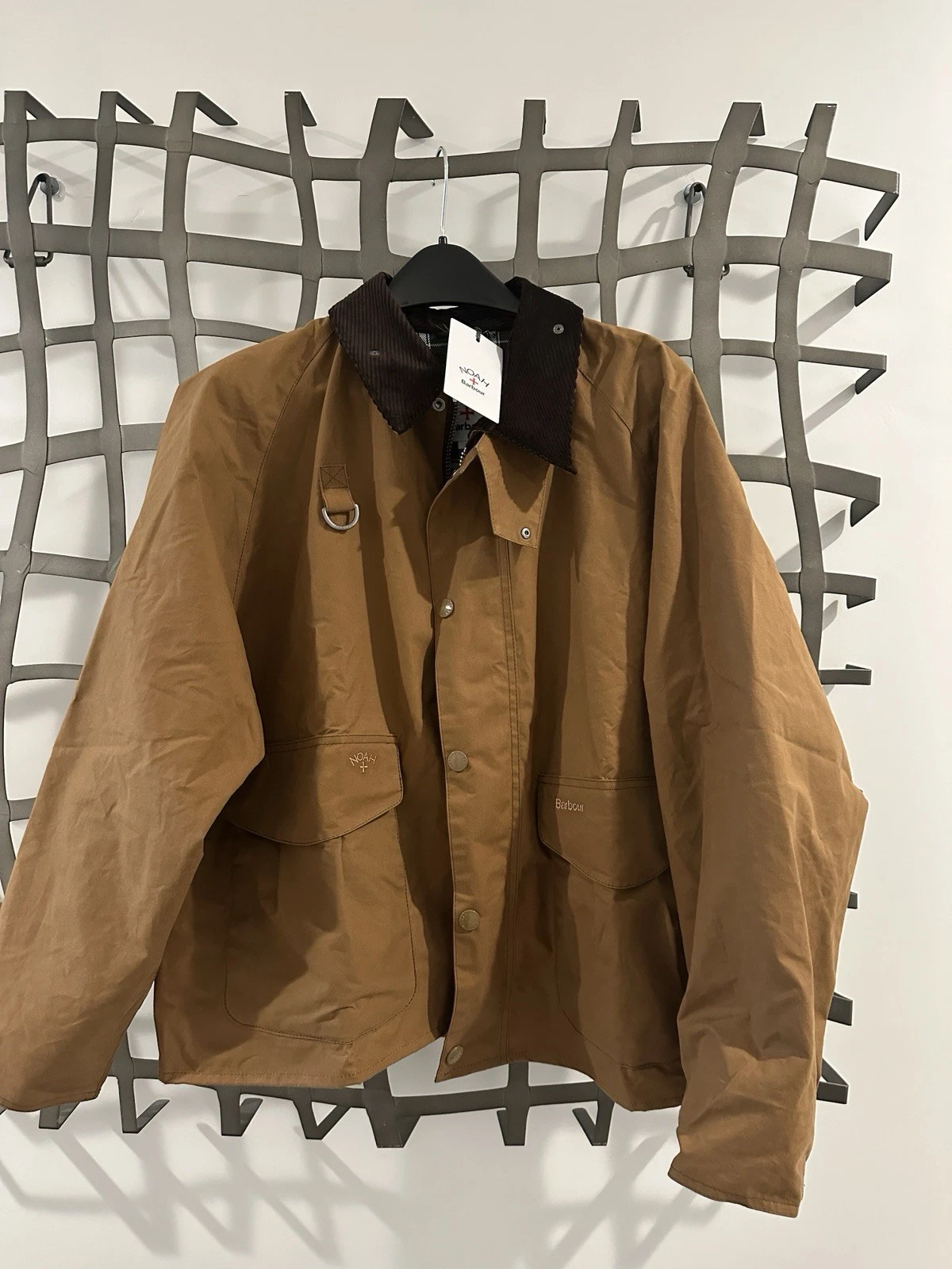 New Noah x Barbour Wading Jacket Tobacco Mens XL
Opens in a new window or tab