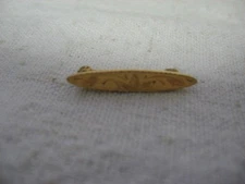 Antique Vintage Tie Pin: Etched Front Beautiful Gold Tone Design