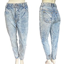 Vintage 80's Acid Wash Tapered Leg High Rise Jeans with Button Trim Detail 11 JR