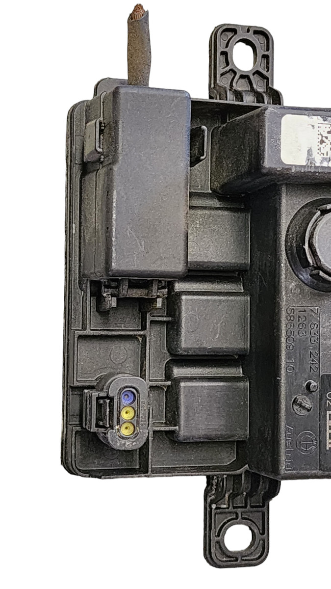 2013 2014 BMW 320i Integrated Power Supply Module # 12637633242 