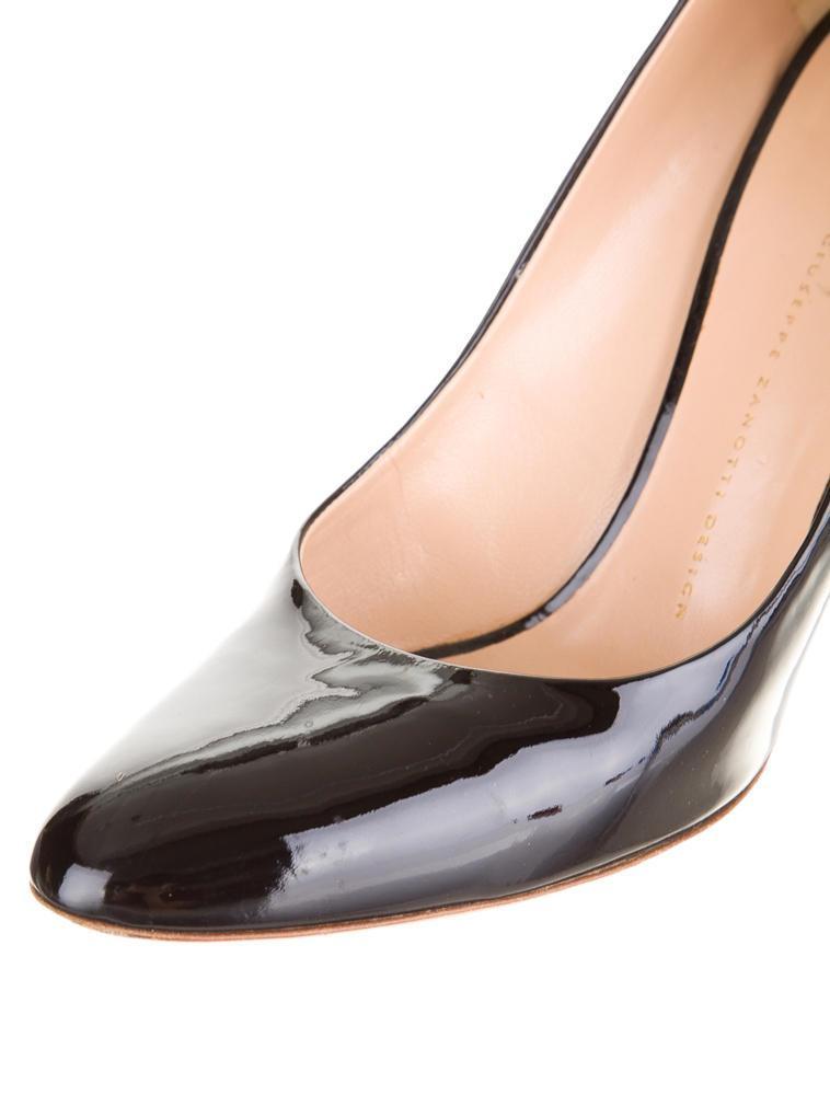 Escarpins Giuseppe Zanotti Vernis Noir - Taille 9.5 US (39.5 EU), Talons Hauts Bois | Occasion 'Great'
