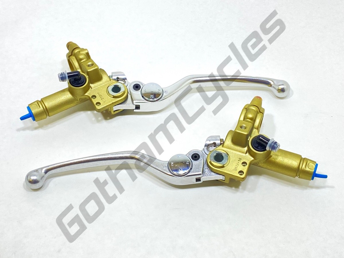 DUCATI 748, 916 マニュアル desmoquattro 129 DUCATI 748, 916 マニュアル desmoquattro 129 Ducati 748, 916 & 996